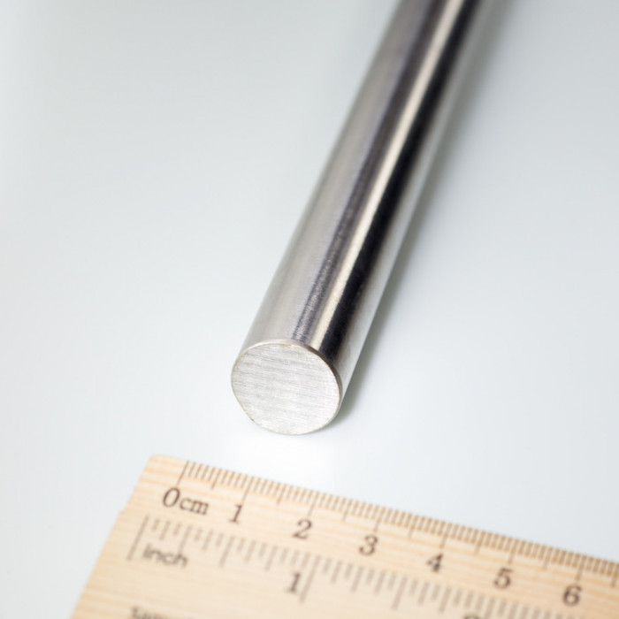 Неръждаема стомана 1.4301 – кръгла диаметър 18 mm, дължина 1 m