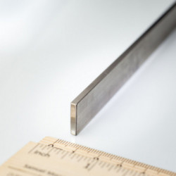 Неръждаема стомана плоска (лентова) 15 x 3 mm валцована, дължина 1 m -1.4301